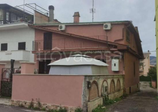 appartamento in vendita a Guidonia Montecelio in zona Villanova