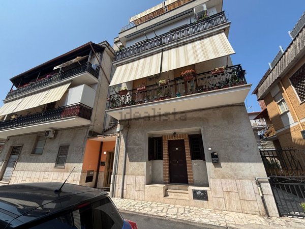 appartamento in vendita a Guidonia Montecelio in zona Villalba