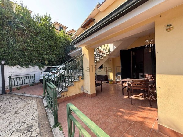 appartamento in vendita a Guidonia Montecelio in zona Marco Simone