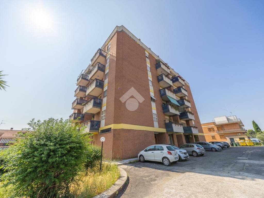 appartamento in vendita a Guidonia Montecelio