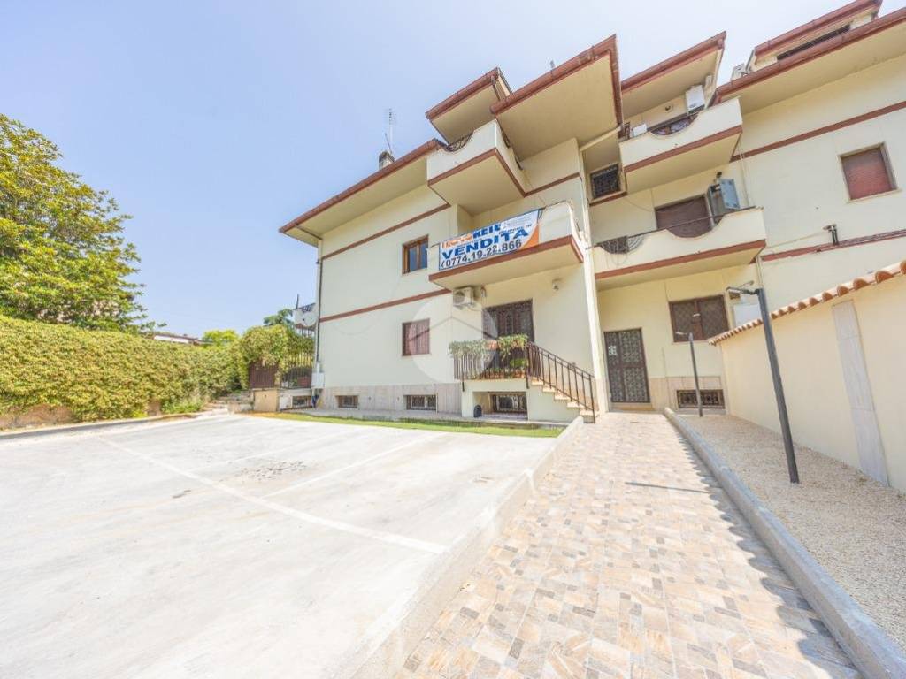 appartamento in vendita a Guidonia Montecelio in zona Colleverde