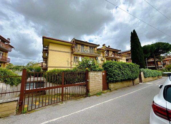 appartamento in vendita a Guidonia Montecelio in zona Guidonia
