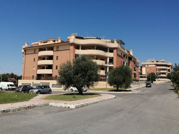 appartamento in vendita a Guidonia Montecelio in zona Setteville