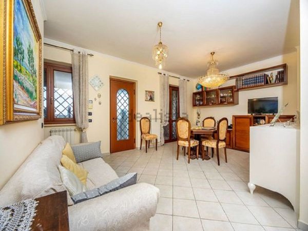 casa indipendente in vendita a Guidonia Montecelio in zona Marco Simone