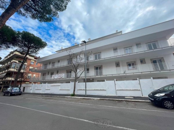 appartamento in vendita a Guidonia Montecelio in zona Colleverde