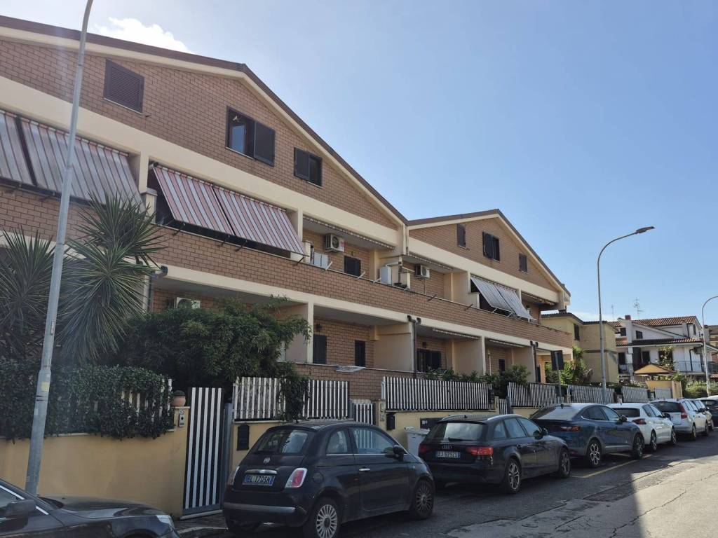 appartamento in vendita a Guidonia Montecelio