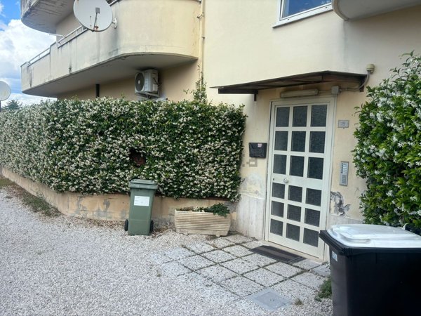 appartamento in vendita a Guidonia Montecelio in zona Villalba