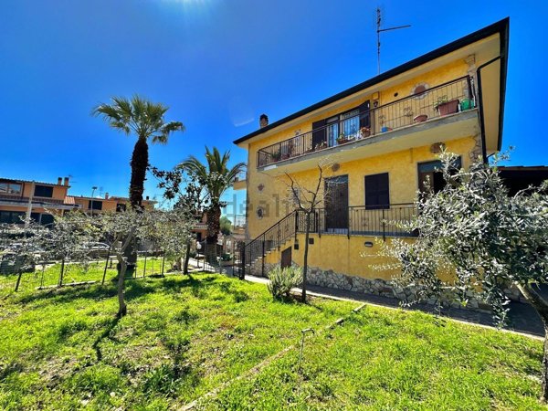 appartamento in vendita a Guidonia Montecelio in zona Setteville