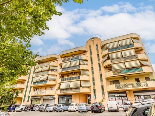 appartamento in vendita a Guidonia Montecelio in zona Guidonia