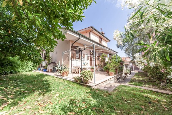 casa indipendente in vendita a Guidonia Montecelio