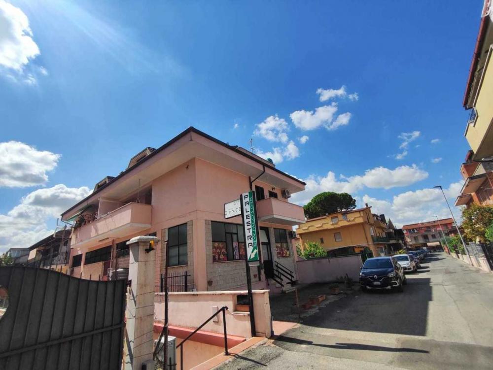 appartamento in vendita a Guidonia Montecelio in zona Villanova