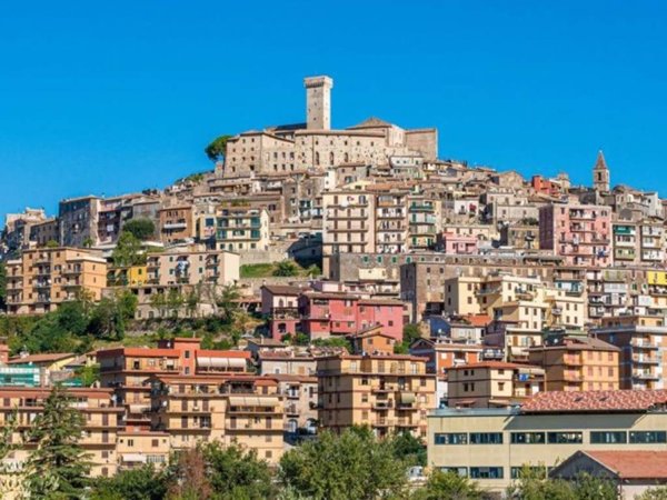 casa indipendente in vendita a Guidonia Montecelio in zona Pichini