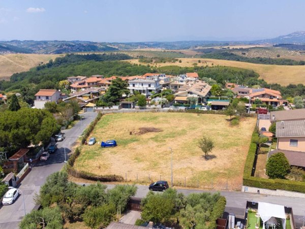 terreno agricolo in vendita a Guidonia Montecelio in zona Marco Simone