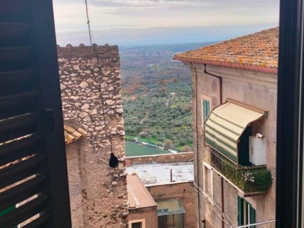 appartamento in vendita a Guidonia Montecelio in zona Montecelio