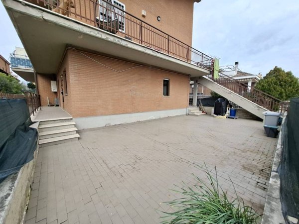 appartamento in vendita a Guidonia Montecelio