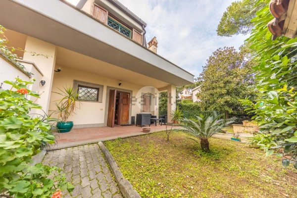 appartamento in vendita a Guidonia Montecelio in zona Colleverde