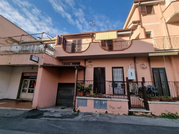 appartamento in vendita a Guidonia Montecelio in zona Villanova