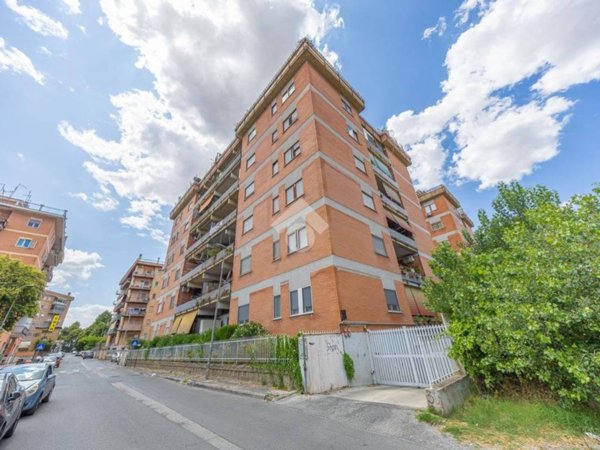 appartamento in vendita a Guidonia Montecelio