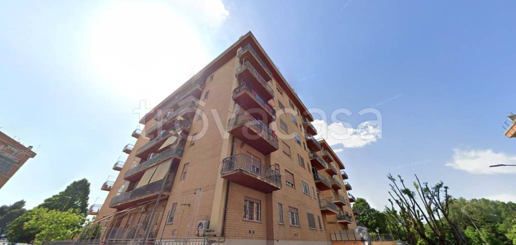 appartamento in vendita a Guidonia Montecelio in zona Montecelio