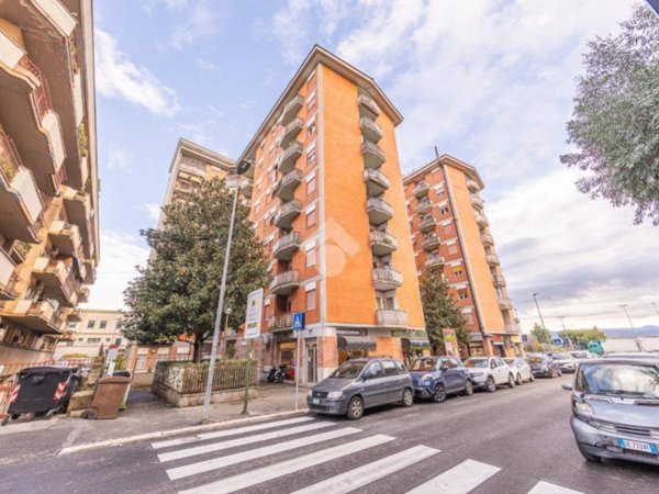 appartamento in vendita a Guidonia Montecelio in zona Setteville