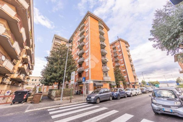 appartamento in vendita a Guidonia Montecelio in zona Setteville