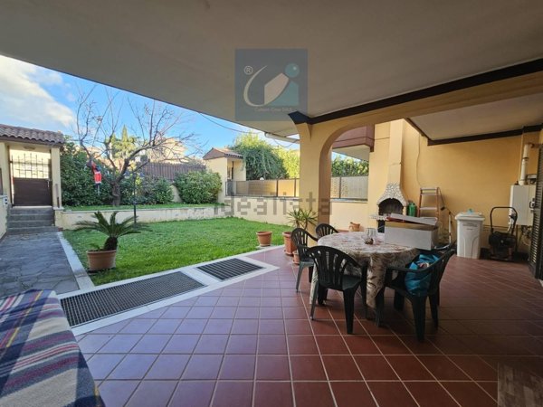 casa indipendente in vendita a Guidonia Montecelio in zona Marco Simone