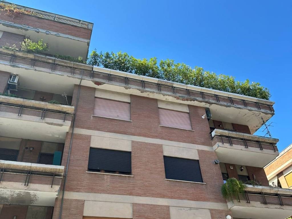 appartamento in vendita a Guidonia Montecelio in zona Colleverde