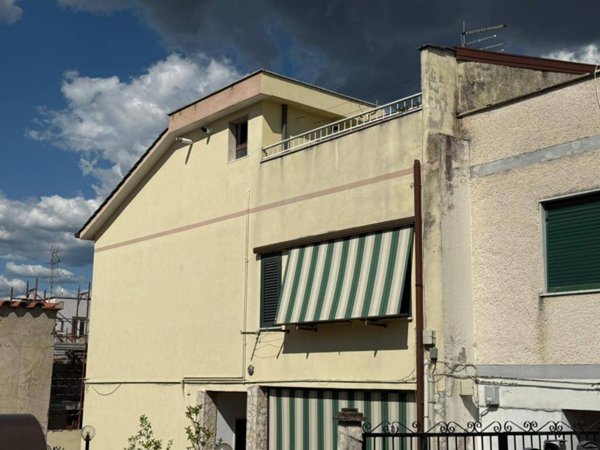 appartamento in vendita a Guidonia Montecelio in zona Guidonia