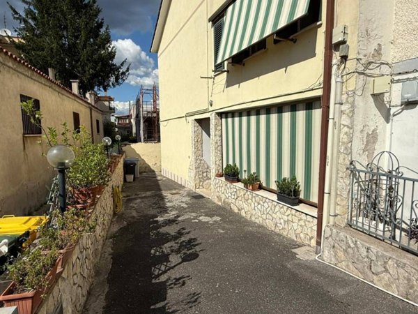 appartamento in vendita a Guidonia Montecelio