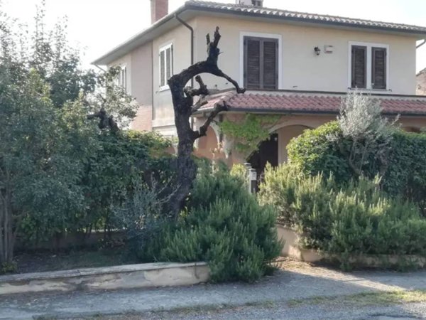 casa indipendente in vendita a Guidonia Montecelio