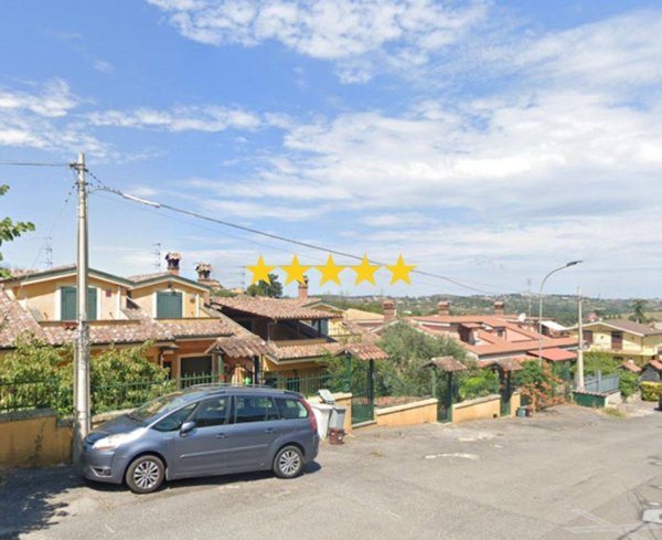 appartamento in vendita a Guidonia Montecelio in zona Pichini