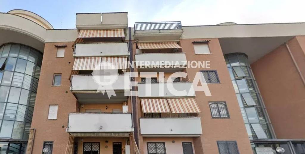 appartamento in vendita a Guidonia Montecelio in zona Montecelio