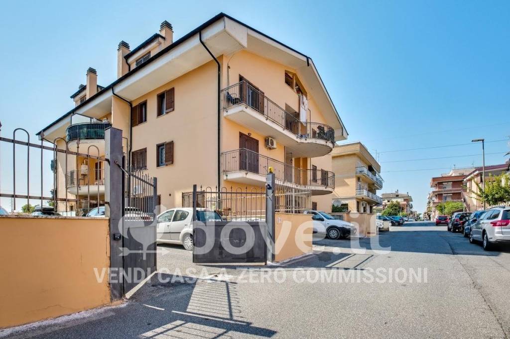 appartamento in vendita a Guidonia Montecelio in zona Villalba