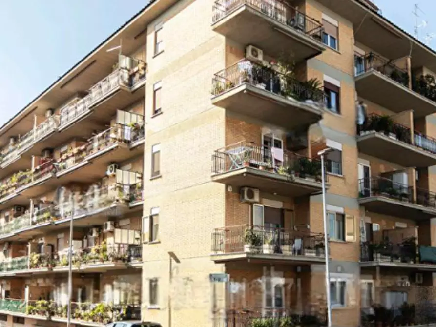 appartamento in vendita a Guidonia Montecelio in zona Setteville