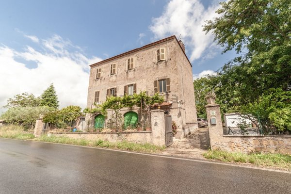 appartamento in vendita a Guidonia Montecelio