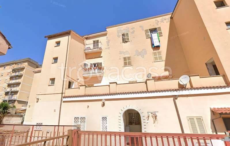 appartamento in vendita a Guidonia Montecelio in zona Guidonia