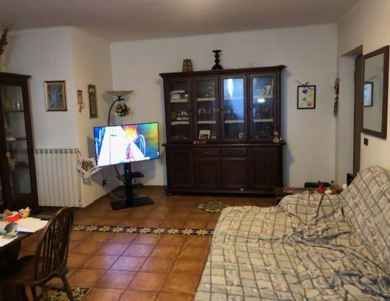 casa indipendente in vendita a Guidonia Montecelio in zona Guidonia