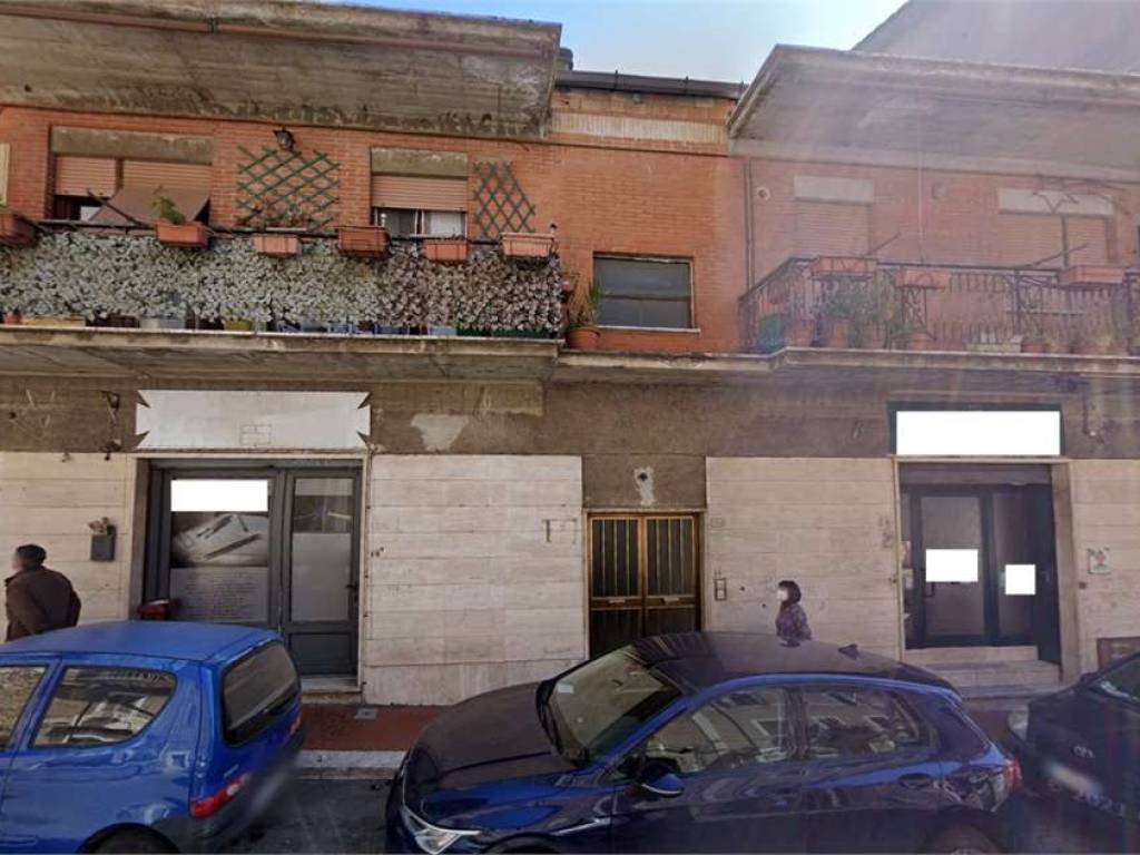 appartamento in vendita a Guidonia Montecelio in zona Montecelio