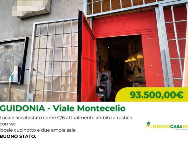 locale commerciale in vendita a Guidonia Montecelio in zona Montecelio