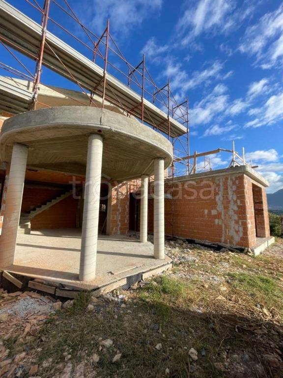 casa indipendente in vendita a Guidonia Montecelio