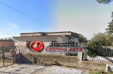casa indipendente in vendita a Guidonia Montecelio in zona Pichini