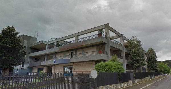 negozio in vendita a Guidonia Montecelio