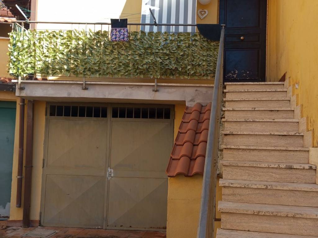 appartamento in vendita a Guidonia Montecelio in zona Marco Simone