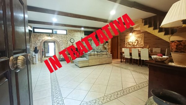 casa indipendente in vendita a Guidonia Montecelio in zona Marco Simone