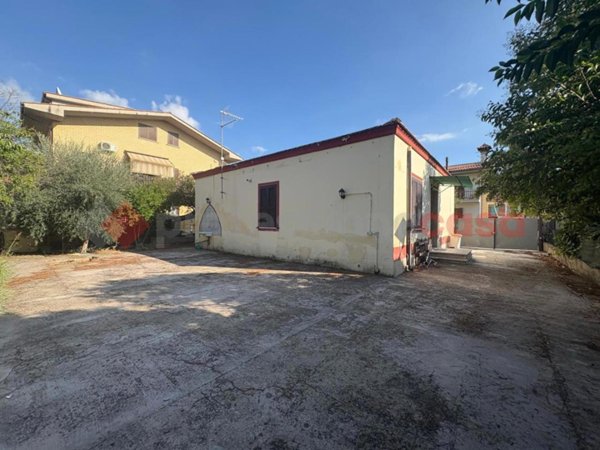 casa indipendente in vendita a Guidonia Montecelio
