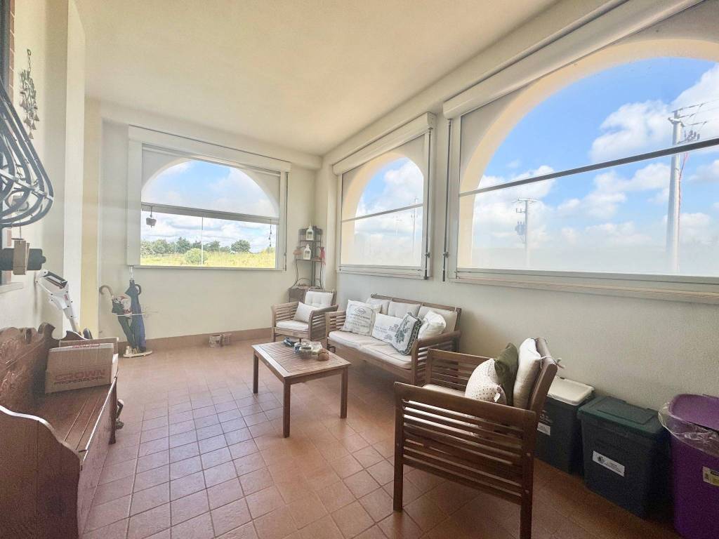 casa indipendente in vendita a Guidonia Montecelio in zona Setteville