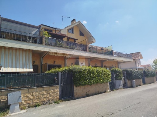 appartamento in vendita a Guidonia Montecelio in zona Villanova