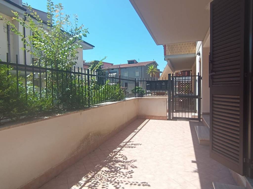 appartamento in vendita a Guidonia Montecelio in zona Villanova