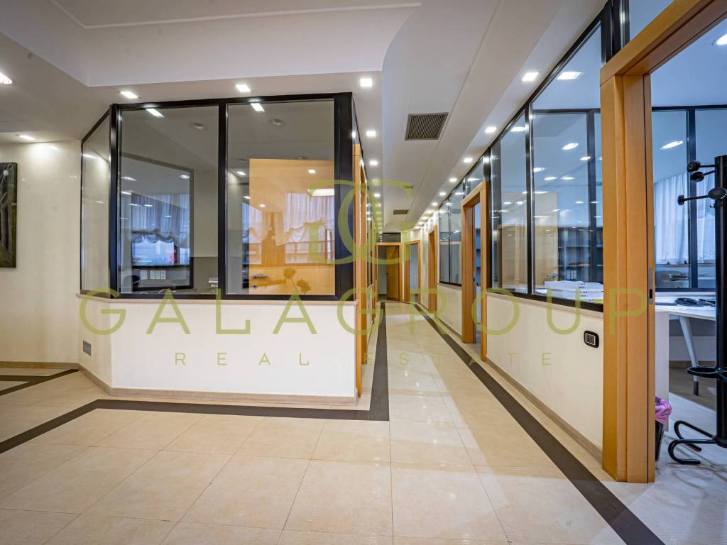 ufficio in vendita a Guidonia Montecelio in zona Guidonia