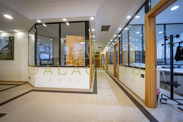 ufficio in vendita a Guidonia Montecelio in zona Guidonia